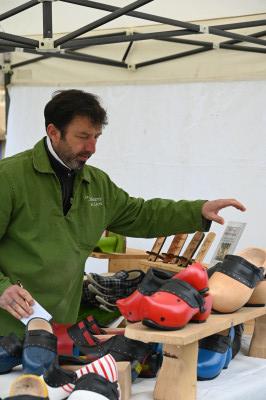 Dernier fabricant de sabots du Finistère Mickaël Toudic sera présent au musée le dimanche 7 septembre de 14H à  17H30